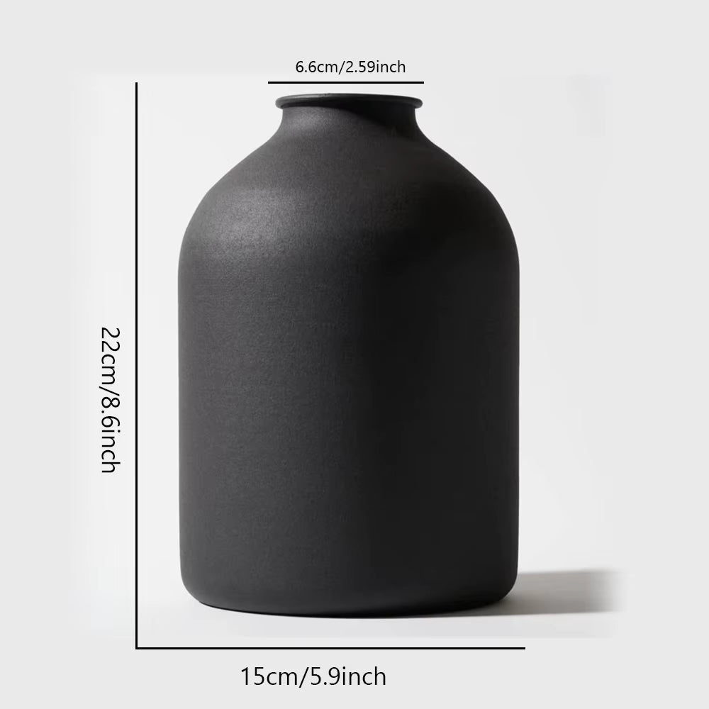 Metallvase – Elegant Dekor for Hjem og Gave